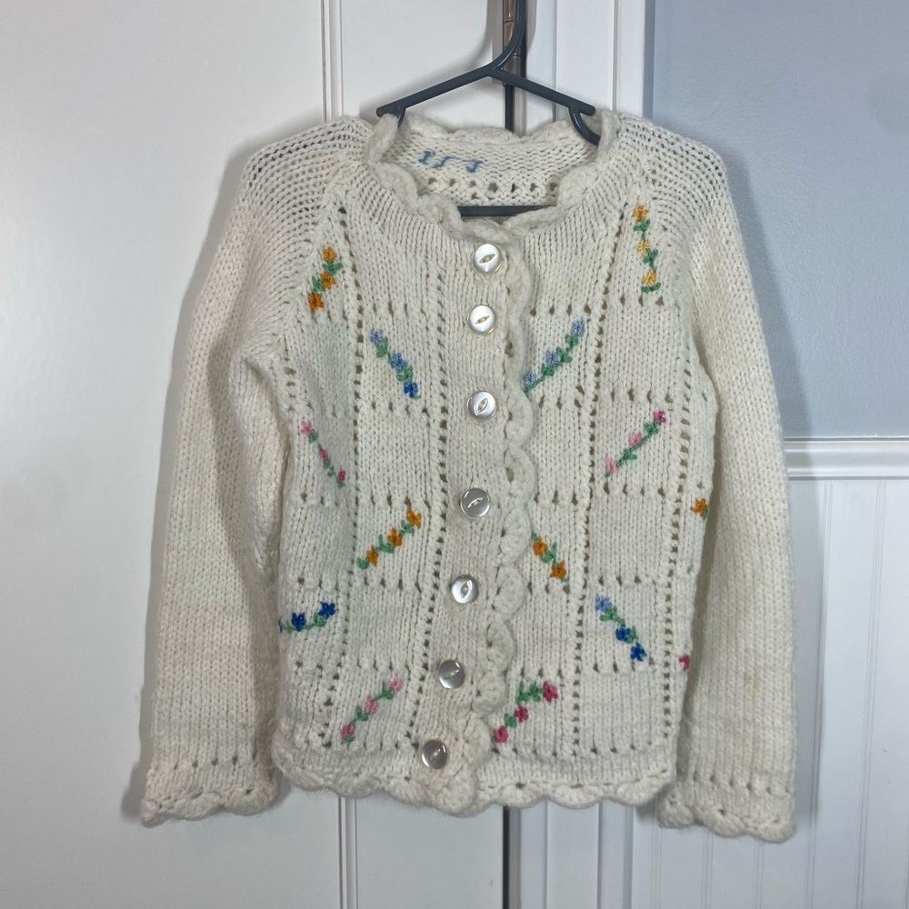 Vintage Handmade Knitted Embroidered Floral‎ Cardigan Cottagecore size 5